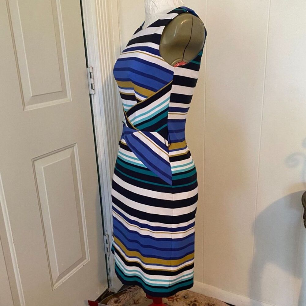 Dress Barn Stripped Scoop Neck Sleeveless Dress Women Size 4 - Picture 2 of 7